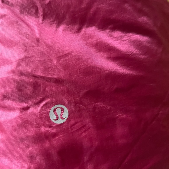Lululemon" Down For A Run Vest-Berry Rumble - Picture 15 of 16